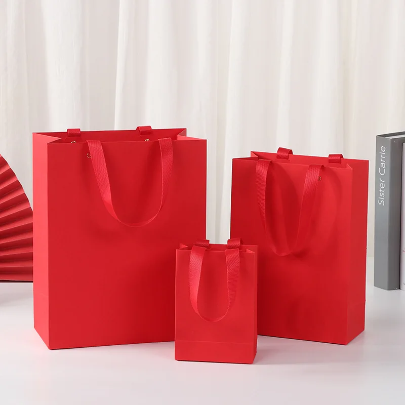 Wholesale Cheap Price Luxury Famous Brand Gift Custom shopping Paper Bag small colored paper bags with handles for garment store