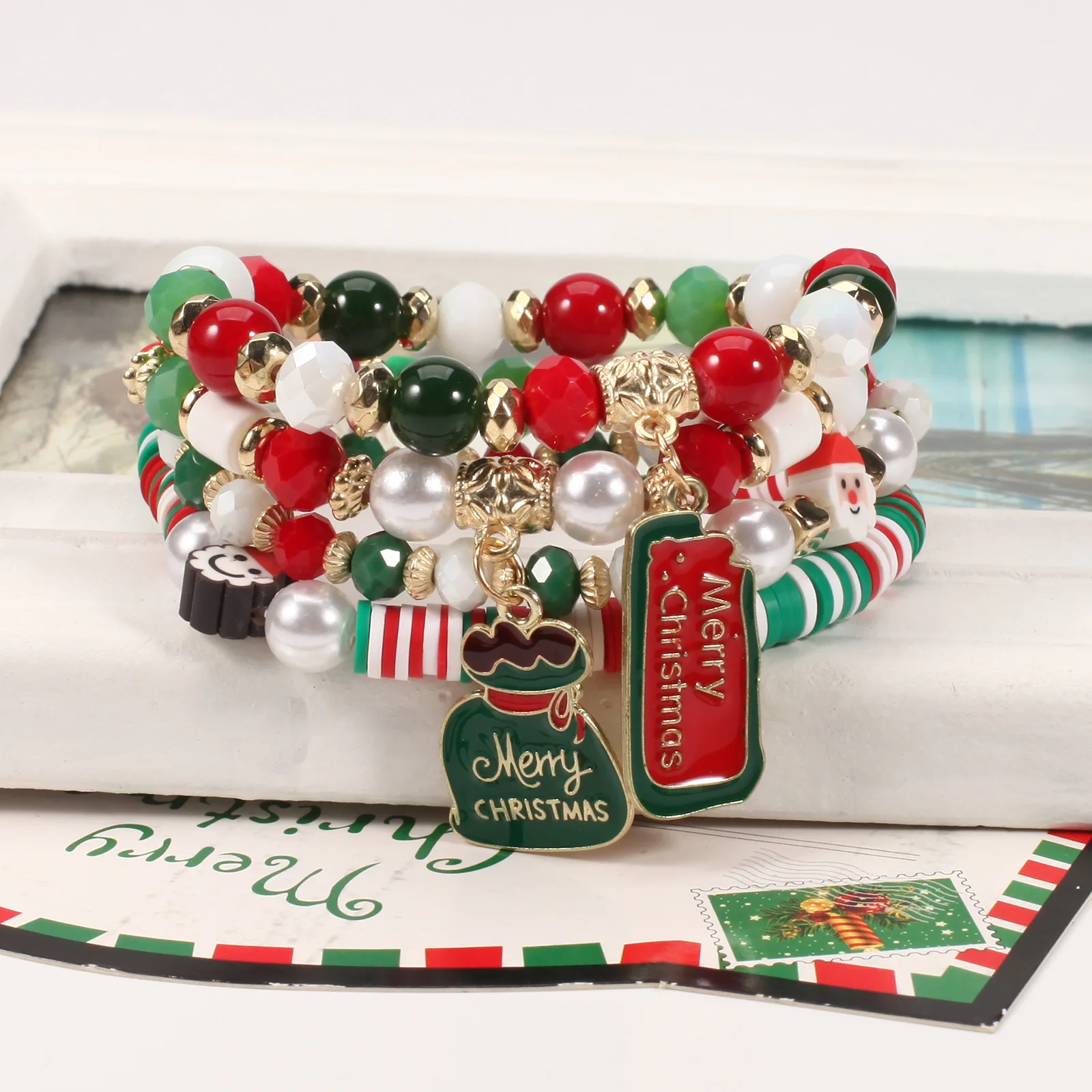 Wholesale Christmas Beaded Bracelet Snowman Christmas Tree Old Man Antlers Gift Pendant Bracelet