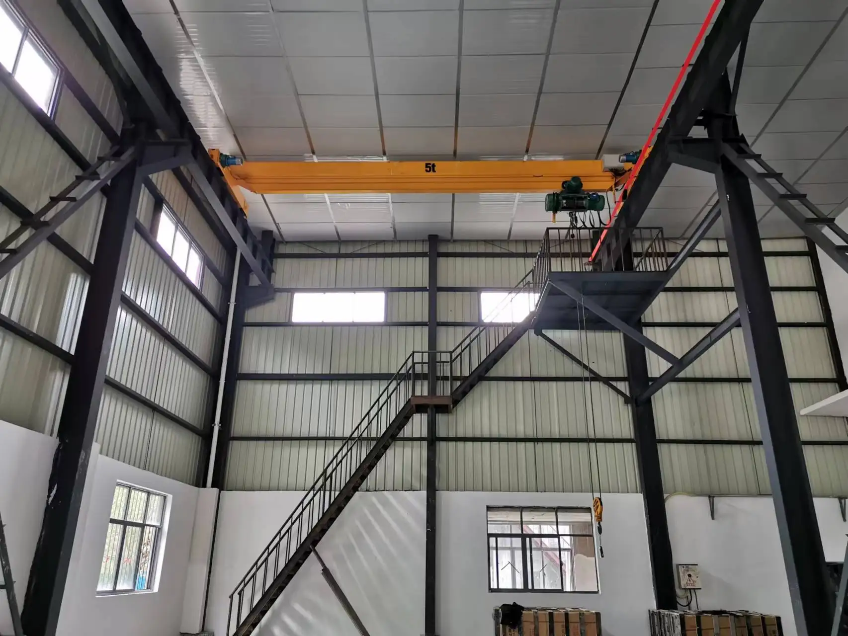 European 25T Single girder overhead crane IP54  factory OEM design duty A3-A8 electric overhead travelling crane