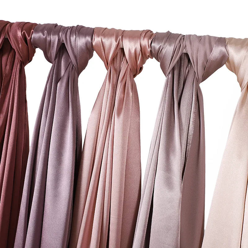 Wholesale High Quality Lightweight Malaysia Ladias Plain Color Satin Scarf Shawl Wrap Bawal Muna Muslim Women Silk Stain Hijabs