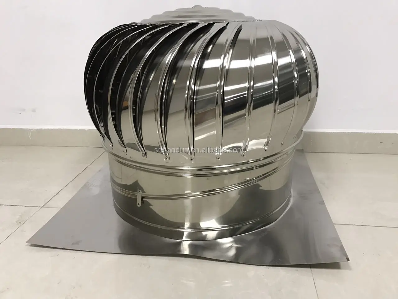 Handun Large Size Roof Turbine Ventilation Fan Whirly Bird Roof VentilatorWind Power Roof Ventilation Fan