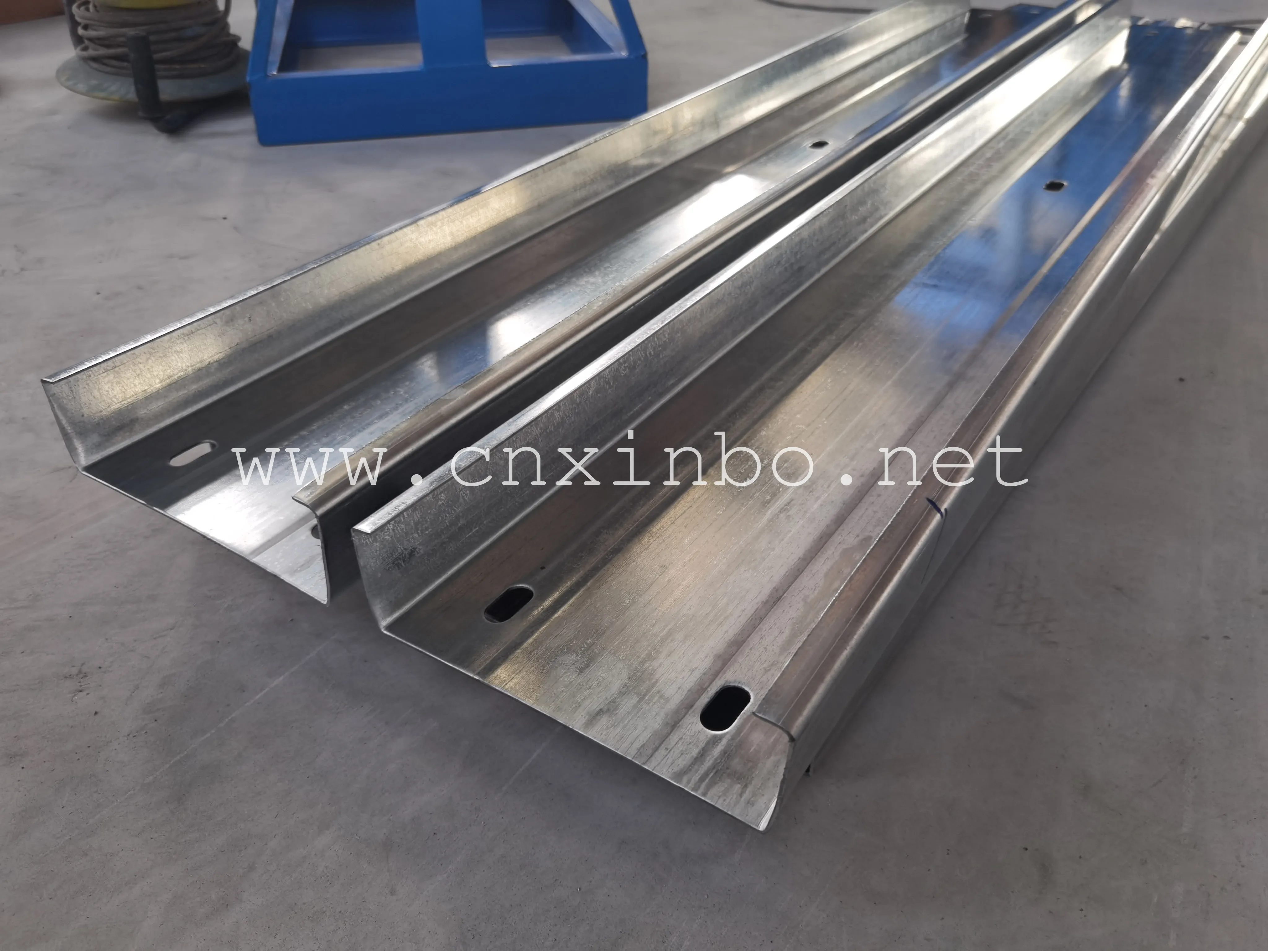 black steel galvanized plate C U Z profile purlin scetion for steel structure and house beam roll forming machine