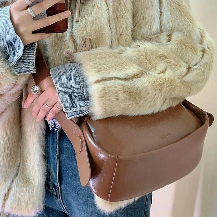 Customize Top Quality Ladies Winter Women Faux Fox Fur Jacket Short Coats Strip Faux Fox Fur Coat Outwear Fluffy Fur Coat