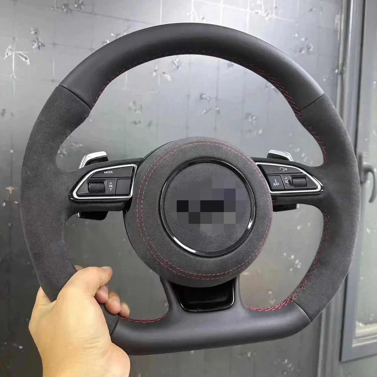 Suitable for all Audi modelsA4 A6L A5 A7 Q3 Q5 S4 S5 S6 S7AlcantaraSpecial flat steering wheel