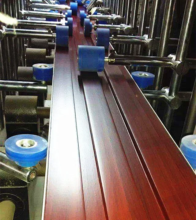 Customized PUR  hot melt glue profile wrapping machine with fast changing rollers 04