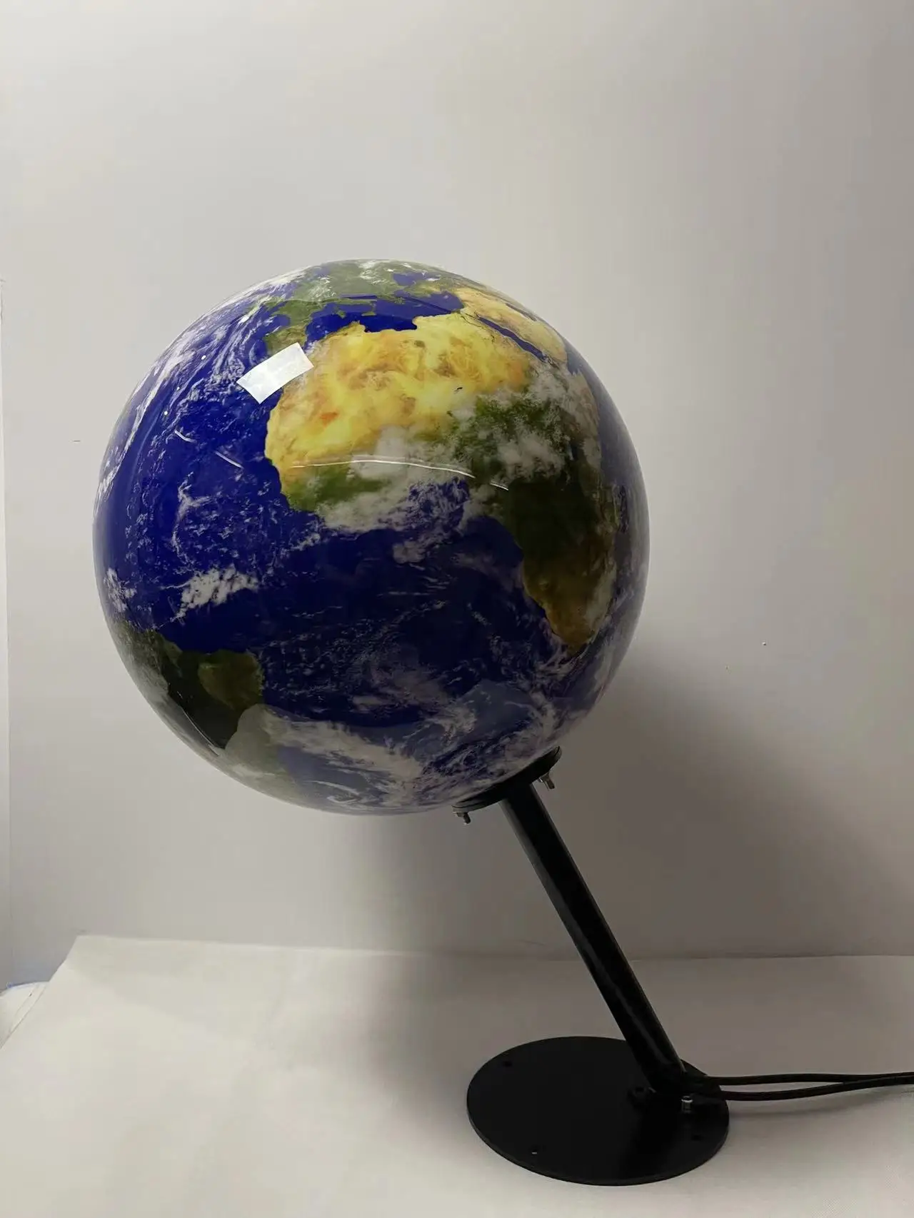 2022 Hot new wood plastic seamless globe for children and adults toys, crystal type various super large outdoor globe,