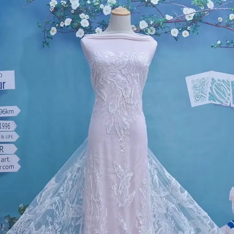 The Most Popular Big Brand China High-quality Fashion Embroidery Lace Fabric Lace Supplier