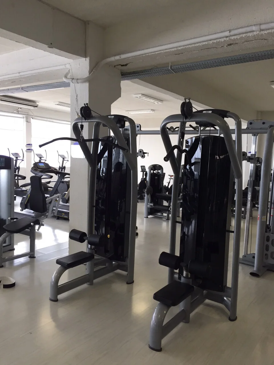 Commercial fitness equipment lat pulldown gym equipment