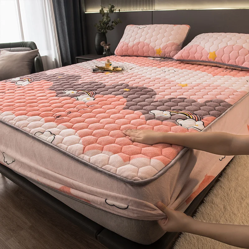 Mattress cover Solid Color Quilted Embossed for Mattress Thick Soft Fitted Sheet Style Mattress Protector Cover