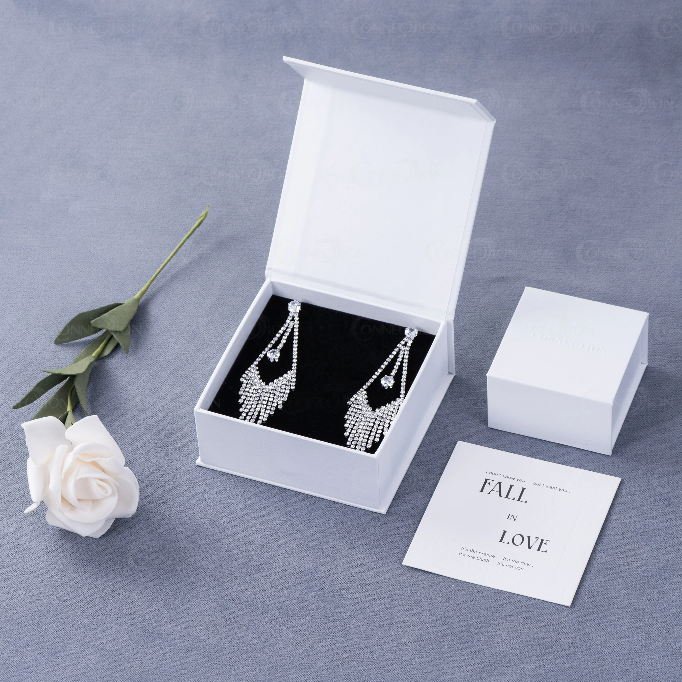 Custom Eco Friendly Luxury Small Magnetic Gift Ring Paper Packing Jewelry Packaging Box