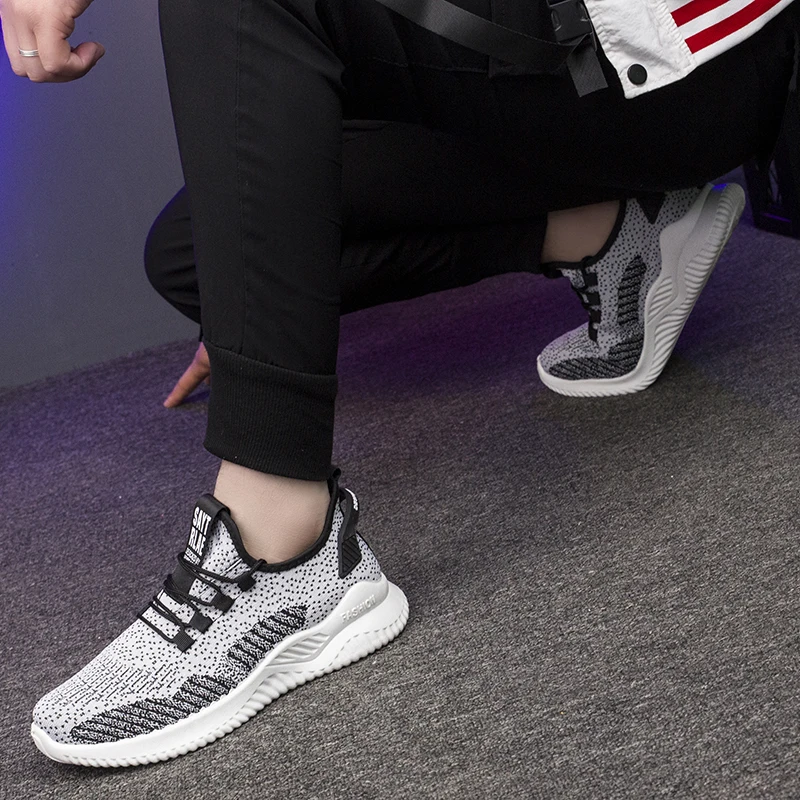 
Foreign trade factory tail goods summer men net surface breathable clearance leakage light sports casual men shoes 