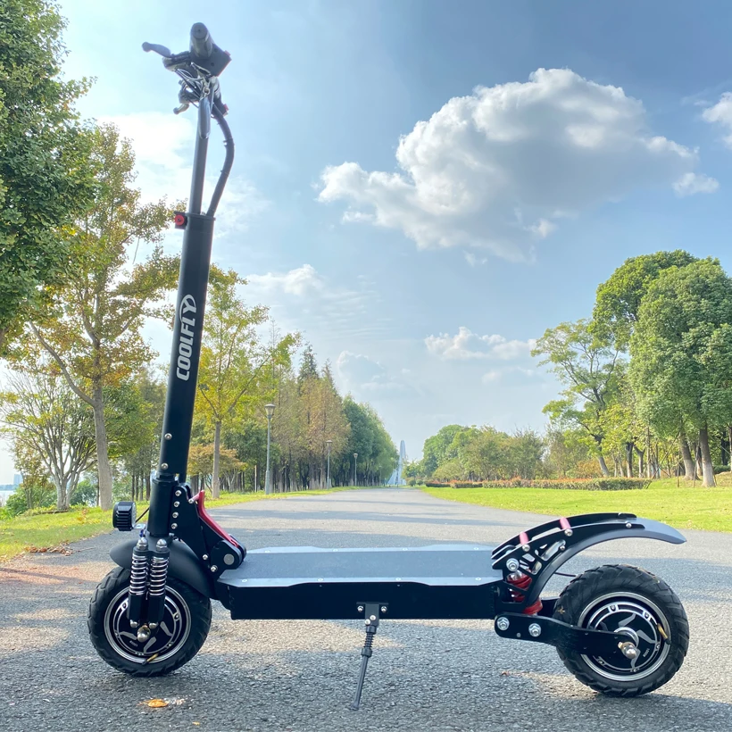 2023 35 Degree climb angle adult electric scooter 2000w motorcycle fat tire  Electronic Brake foldable electric scooter