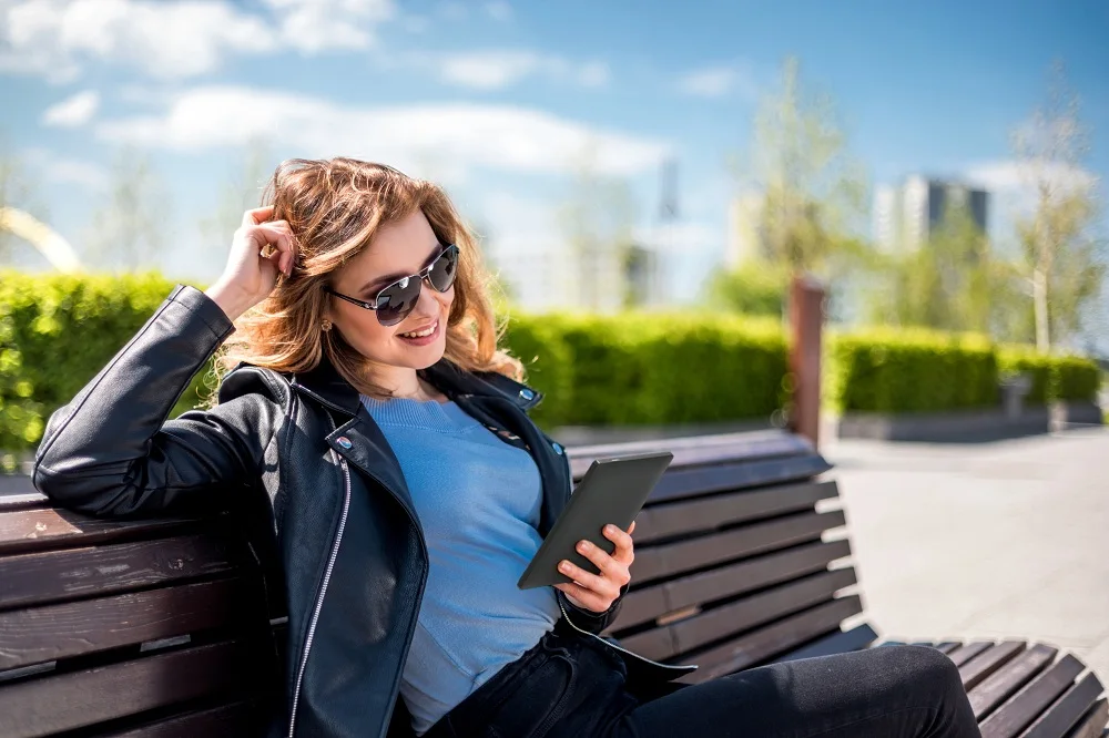 2020 hot selling BOOX 6 inch ebook reader , pocket book size and slim for reading free online ebooks and audio boos in Libby App