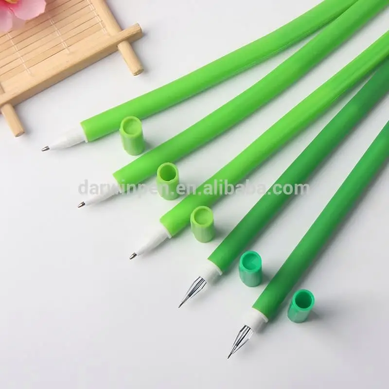Best design hotel Pen Use novelty green grass plastic pen for promotion