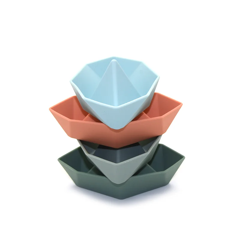 Boat 4pcs/set  soft Silicone Baby Bath Toys Set Bathing Toy Shower for all ages