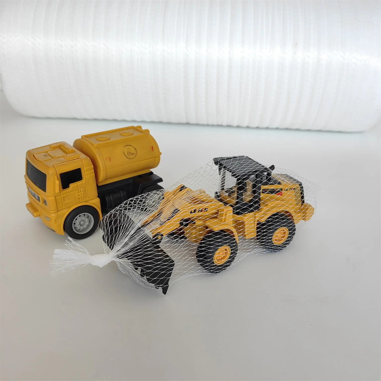 reusable and cheap plastic mesh bag for baby toys