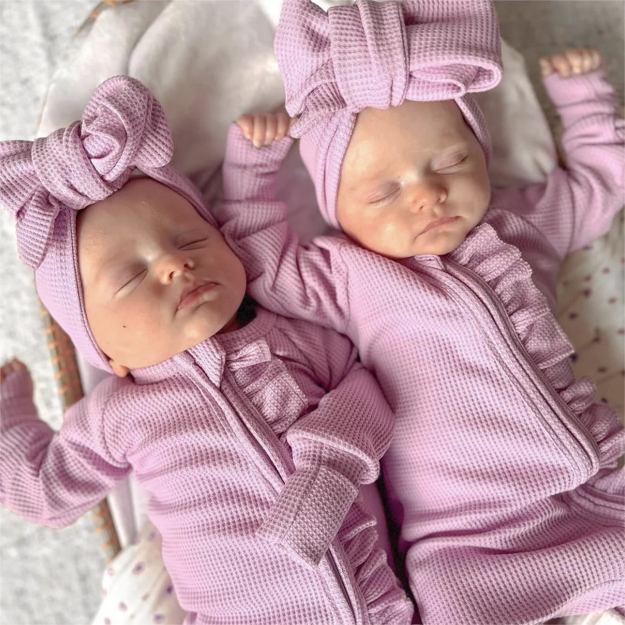 Custom OEM Newborn Infant Toddler Girls Clothes Solid Color Waffle Organic Cotton Ruffle Baby jumpsuit with zipper