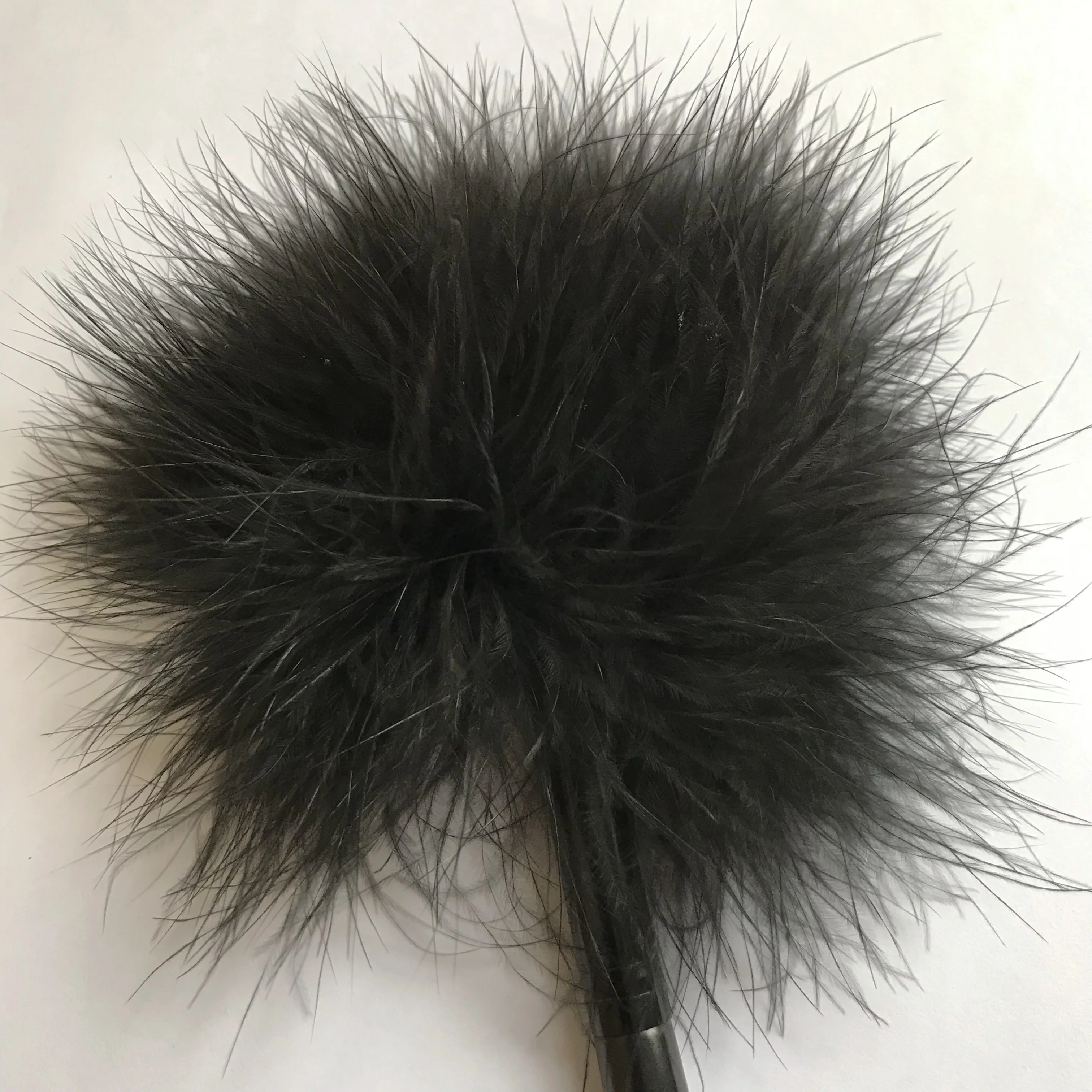 Private Label Small Quantity Accepted Fingerprint Useness Black Color Marabou Feather Brush