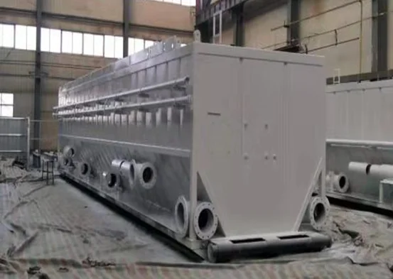 Drilling mud circulation tank.