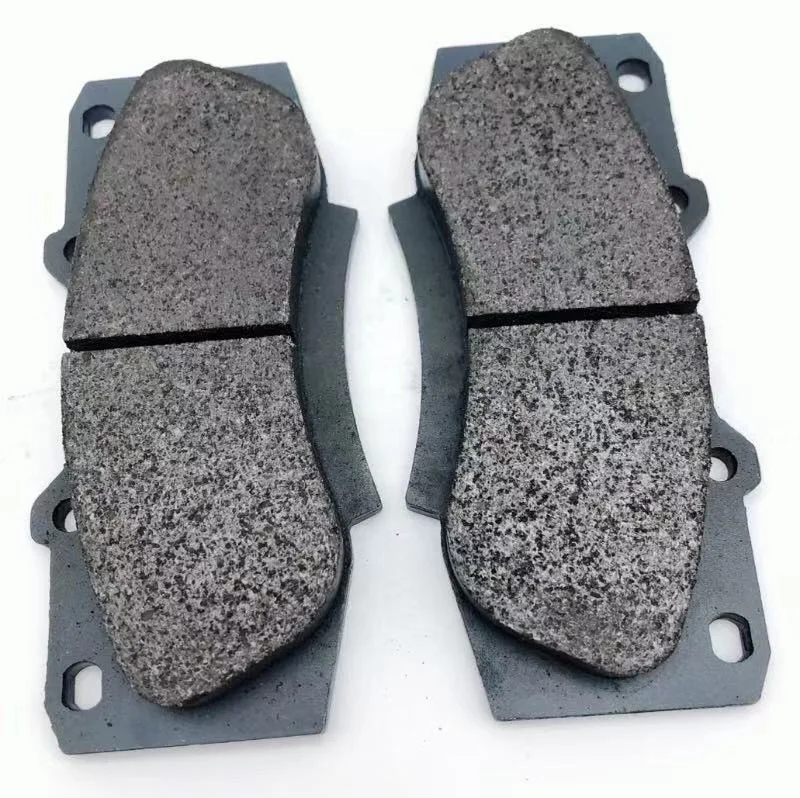 04465-YZZE 044650K280 Brake Pads For Toyota Hilux Land Cruiser Tacoma Mitsubishi