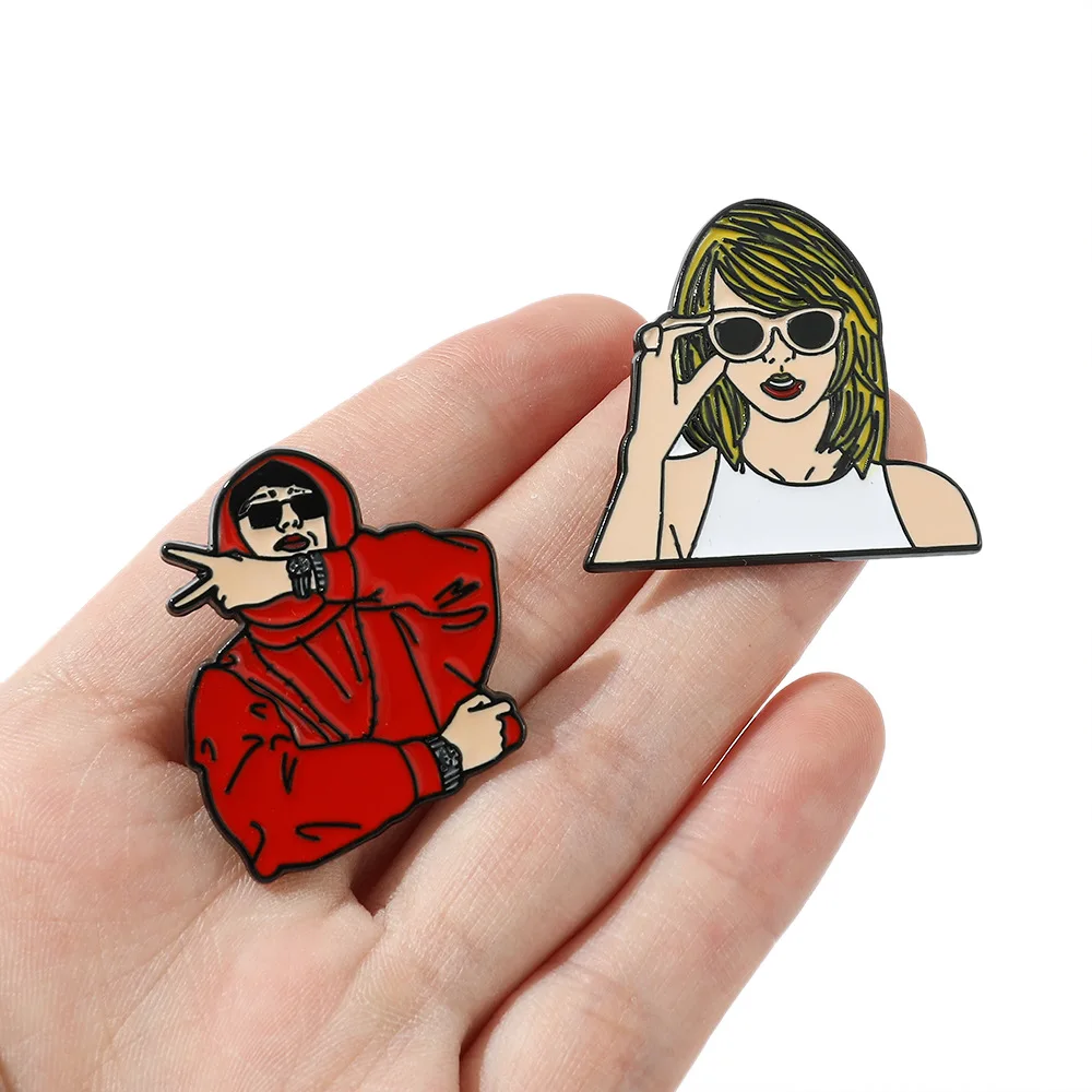 Taylor brooch hard metal singer badge music for fans gift rapper singer peso pluma pin