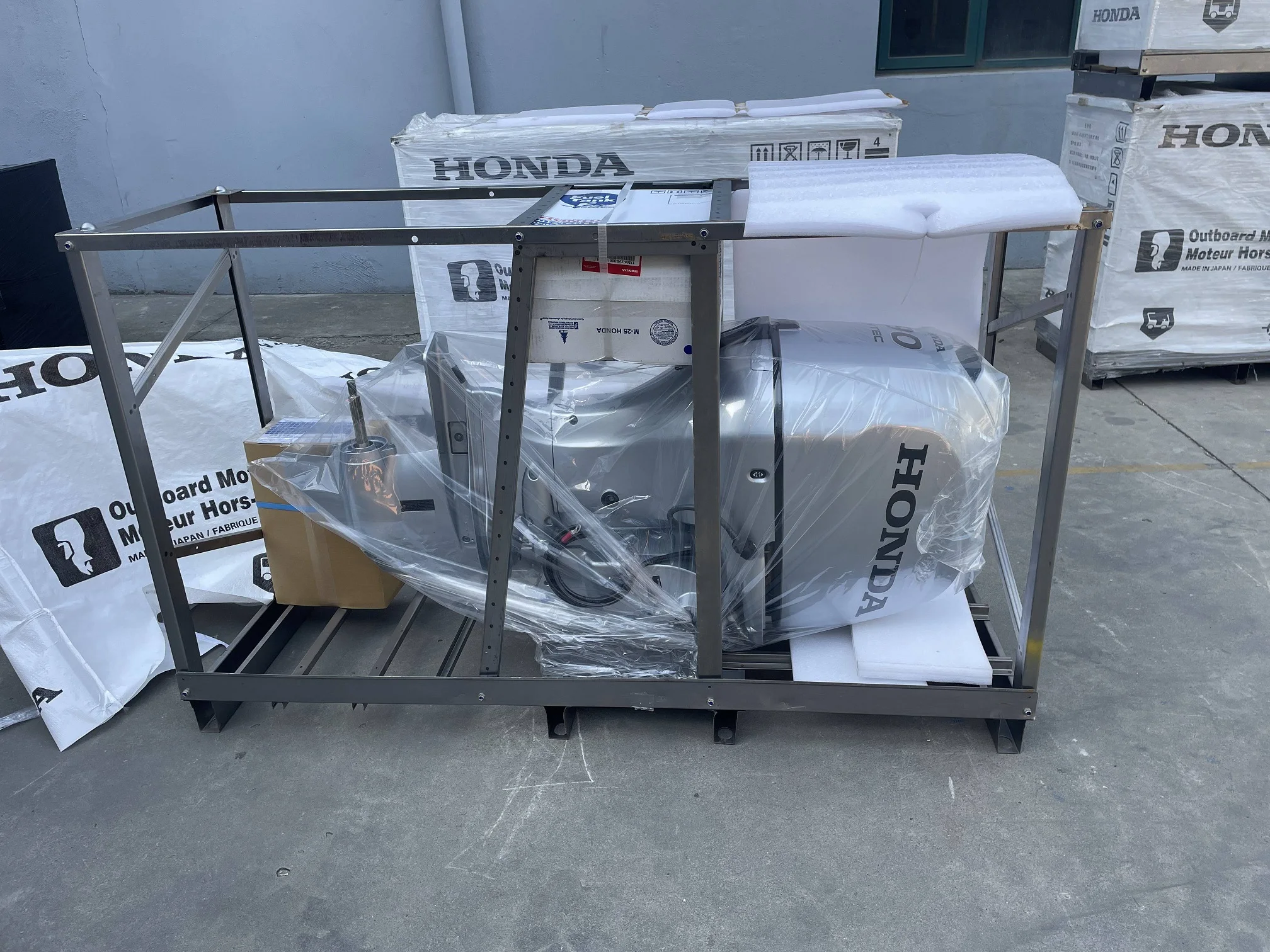 Good condition Authentic hondas 4 stroke BF250DXRD marine motor for fishing boats use