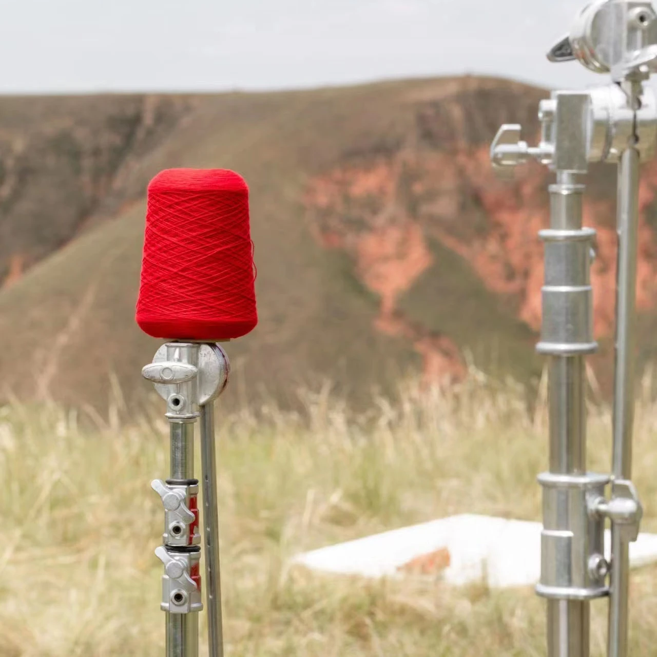 10%Polyester Knit Worsted Weight 90% Wool Yarn 1/50Nm (Core yarn) 90s Anti Shrink Strip 90% 20D/9F Natural White PBT (Filament)