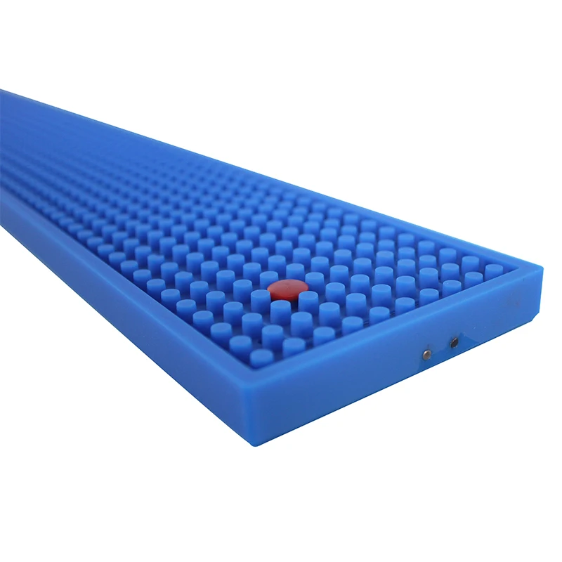 Factory top seller Custom Design Bar Counter whiskey glass wholesale accessories Table Decorative Rubber rail runner Bar Mat