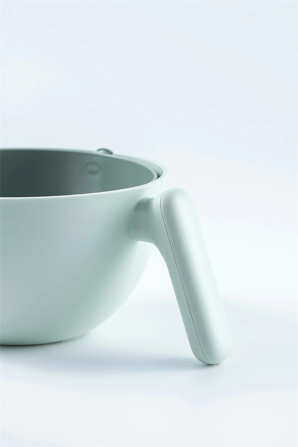 Original Design New Product Minimalist Style Vegetable Fruit Washing Bowl Kitchen Plastic Drain Basket