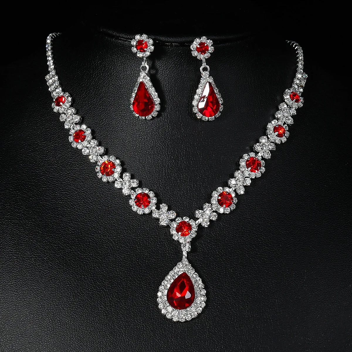 Wholesale Custom Fashion Alloy Silver Larger Drop Gemstone Crystal Bridal Women Necklace Earrings Set For Gift