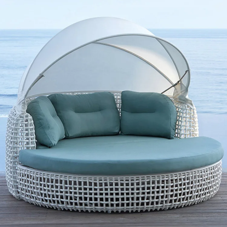 Modern Patio Furniture Set Durable Round Rattan Woven King Size Outdoor Daybed With Canopy For Hotel Furniture