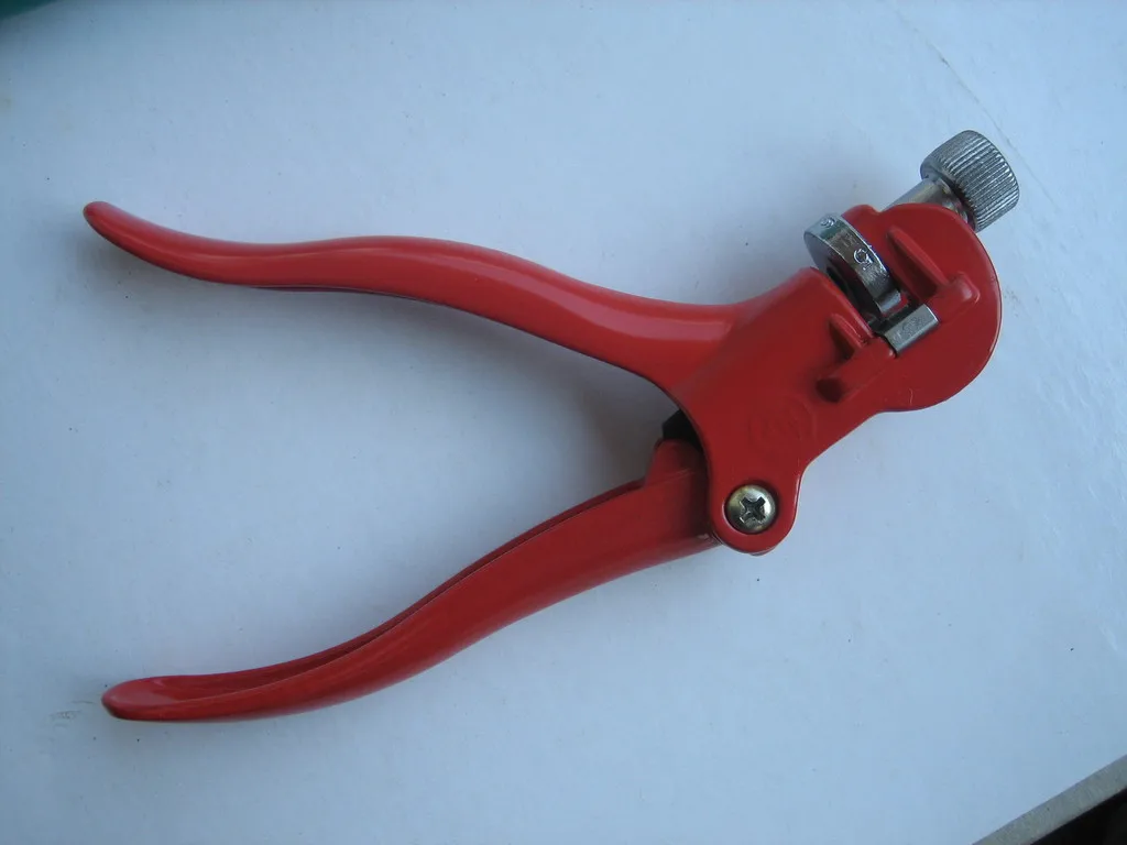 Durable Hand Saw Tooth Tool Saw Set Pliers Wood Cutting Tools