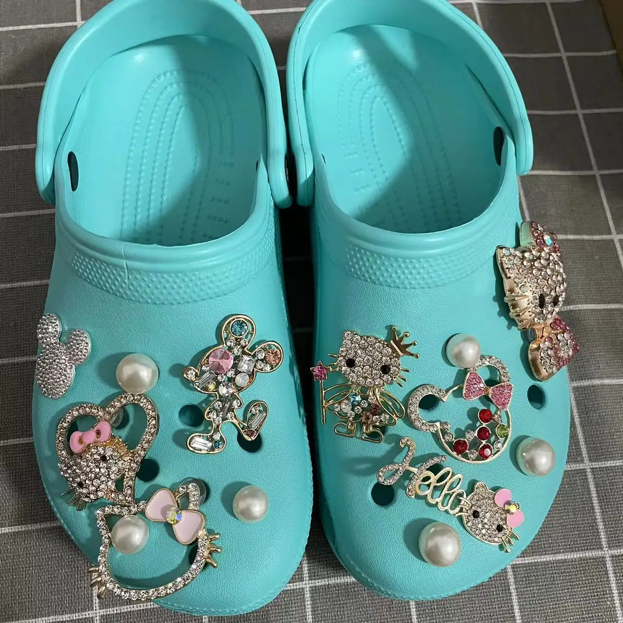 Hot sale croc high-class custom metal bling charms hello ty croc charms shoe charms for croc shoes decoration