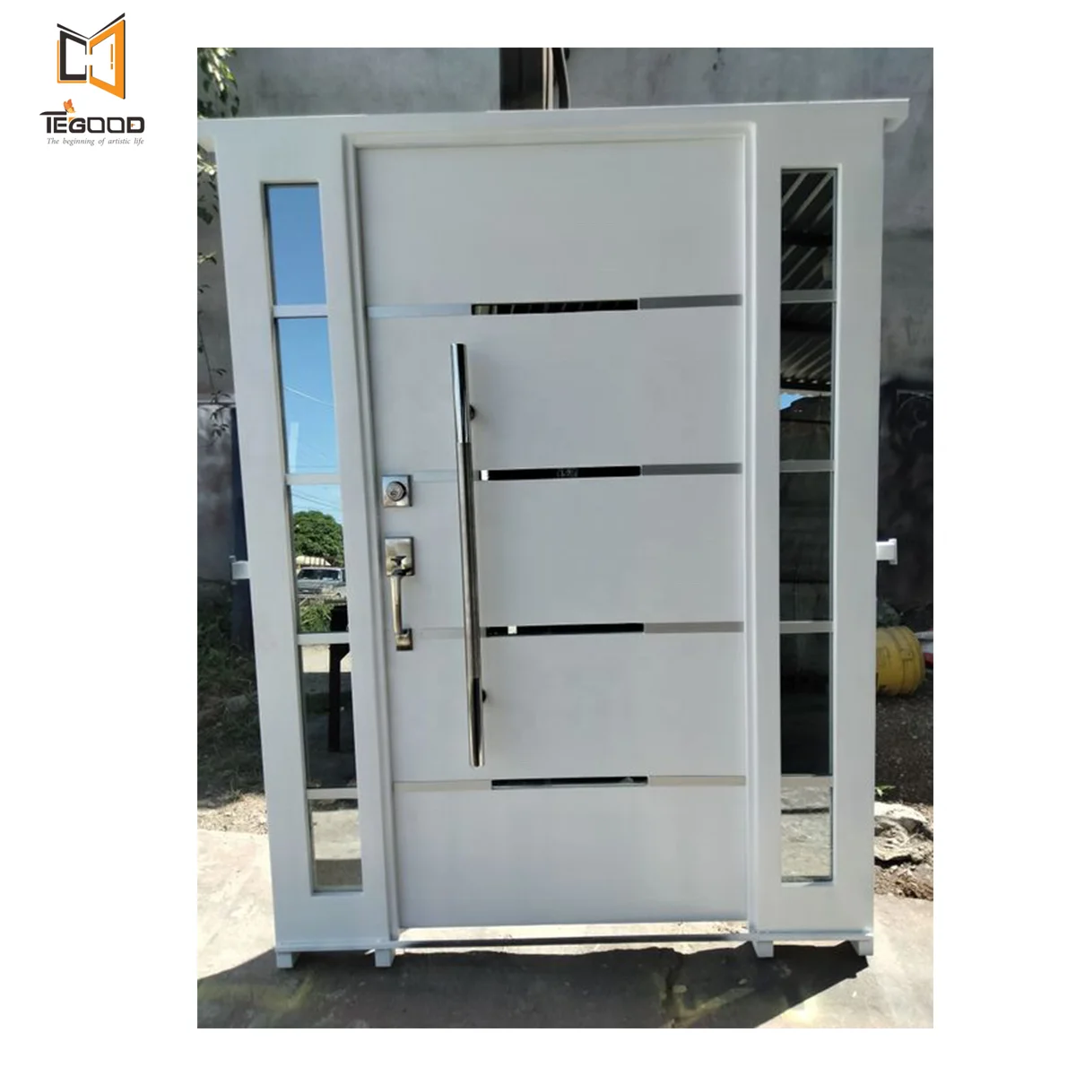 Market Popular  Customized  Modern style Security Aluminium doors  for houses Entry Pivot Doors