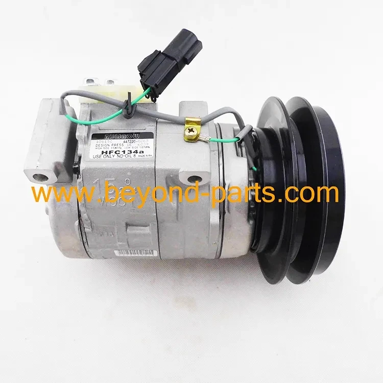 PC200-7 PC200-8 Excavator Parts AC Compressor 20Y-810-1260
