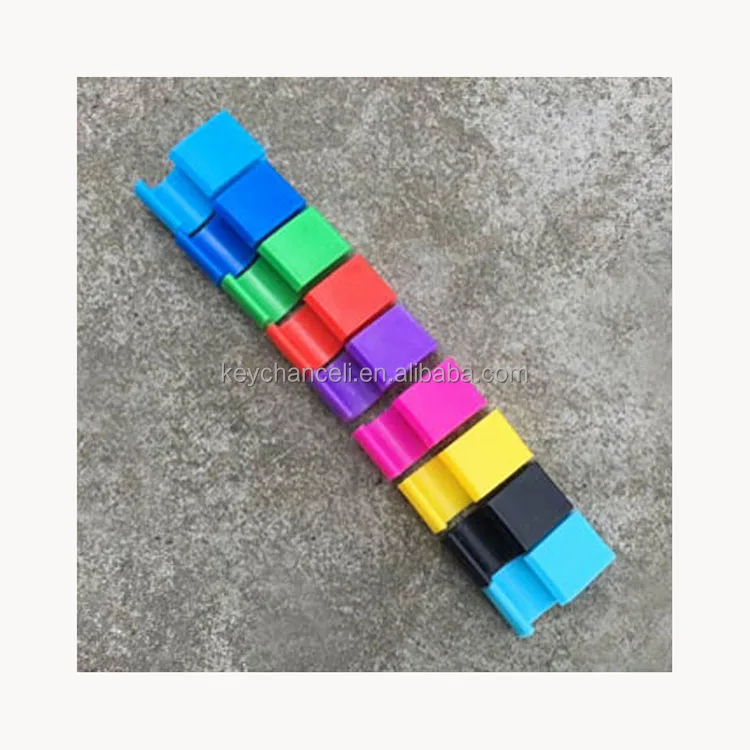 eco-friendly PP multicolor chalk clip plastic pen holder for different pens