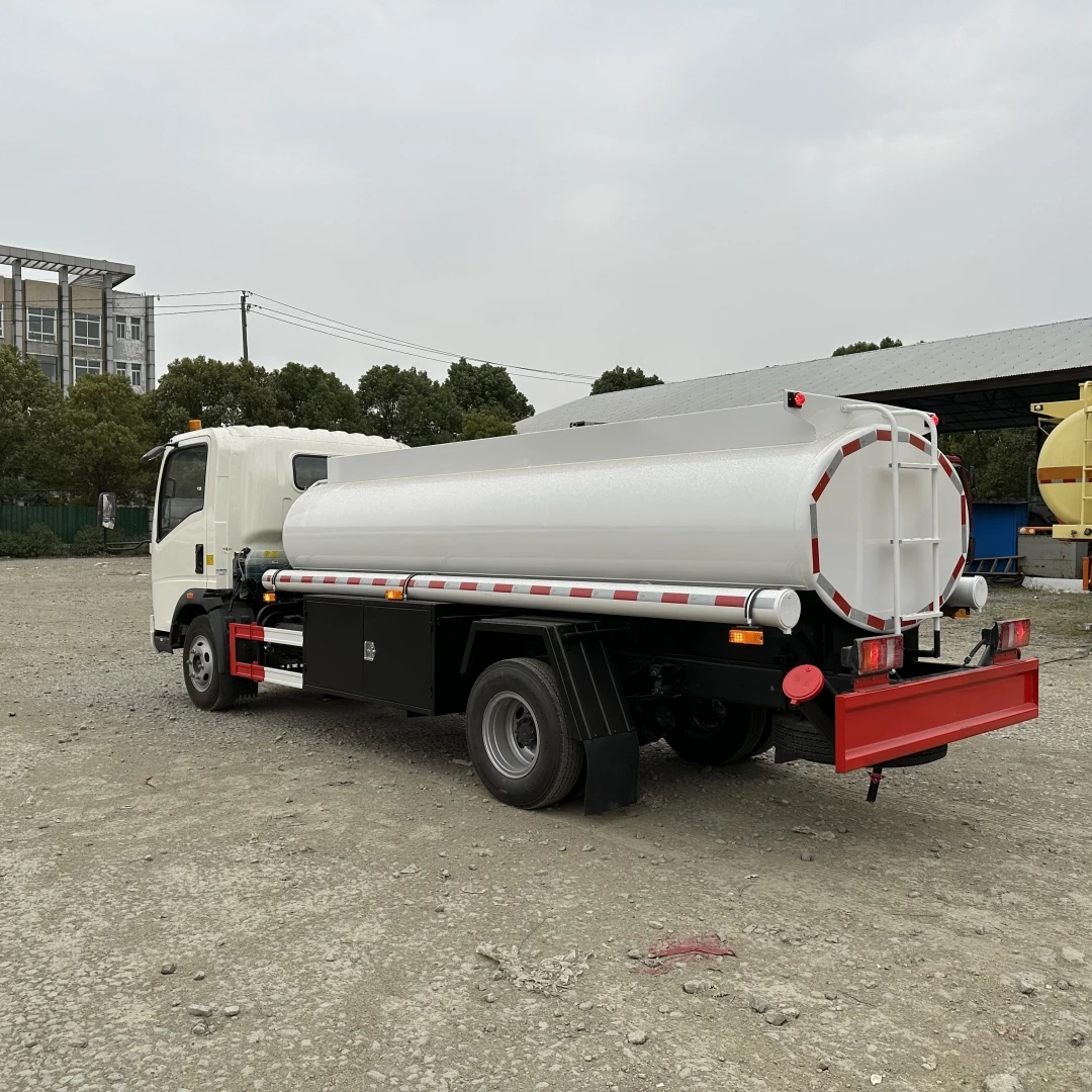 Sinotruck Howo 4x2 высокое качество 10000л топливный дозатор автоцистерна 10 куб. М масляный бак