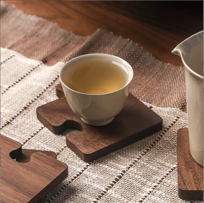 Walnut coasters Solid wood tea coasters Insulation pads Wooden puzzle coasters plate mats wooden mats