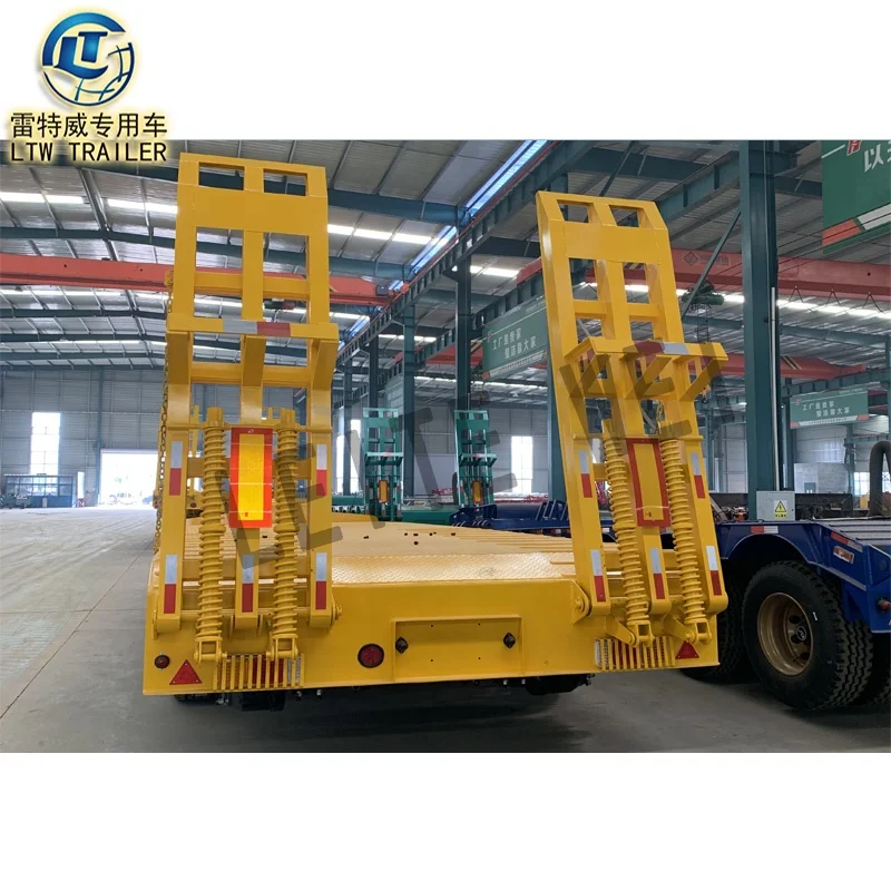 35 ton Low Bed Flatbed Semi Trailer for Digger Transportation / Lowbed Truck And  Semi Trailers with Hydraulic Ladder
