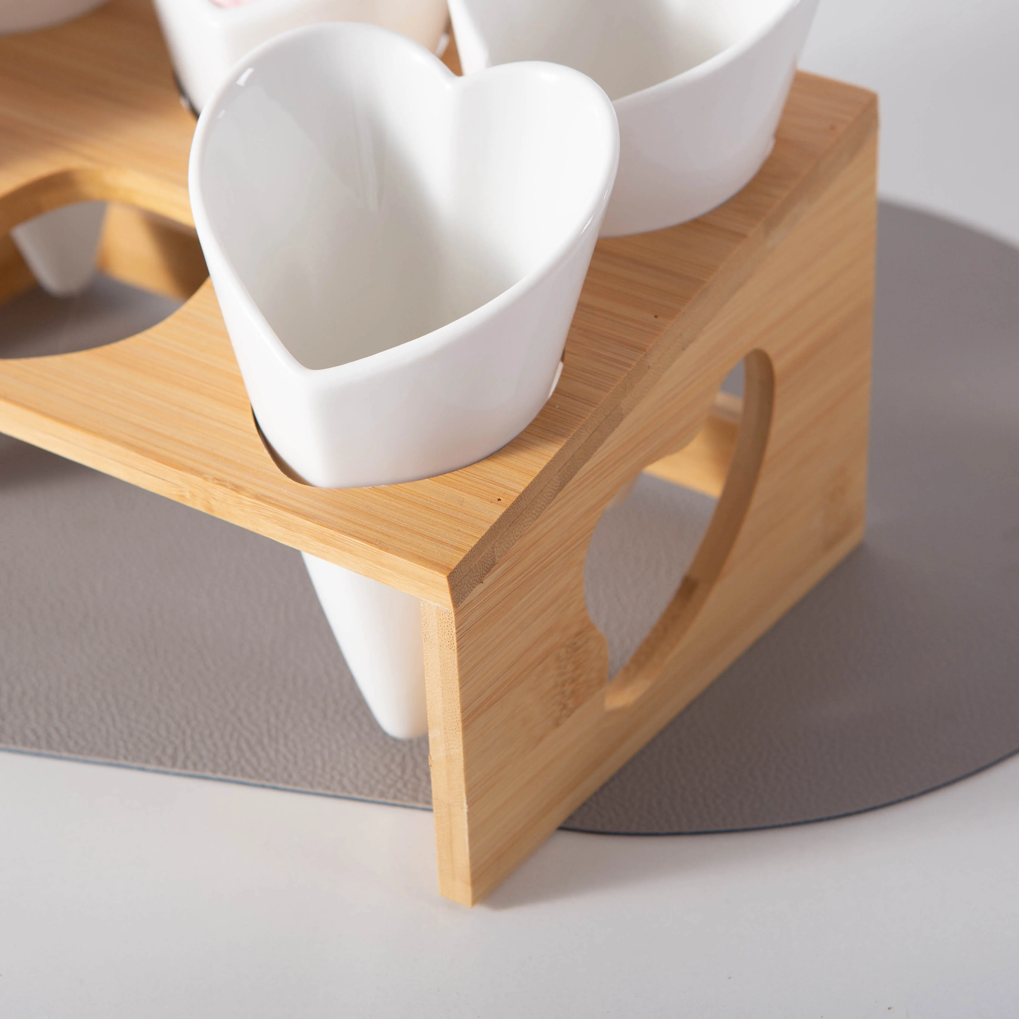 Ready To Ship Heart Stone Porcelain fry French Fries Cup Holder Hotel Serving Popcorn Ceramic bowl set