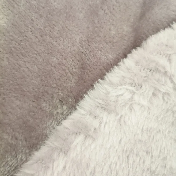 100% Polyester solid  flannel fleece blanket in factory China
