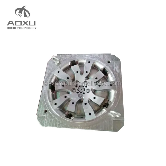 OEM Auto Plastic Injection 718 Mould for Car Wheel Hubcap