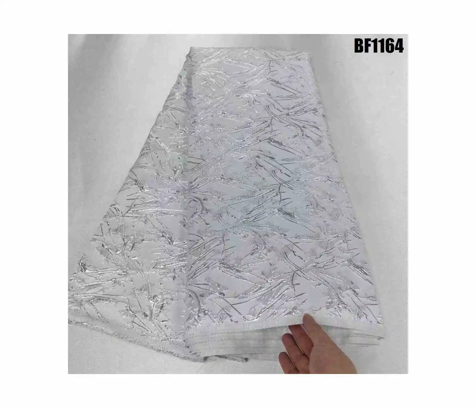 dress and scarf Jacquard Brocade  mh embroidery thread clothe material  fabric for party