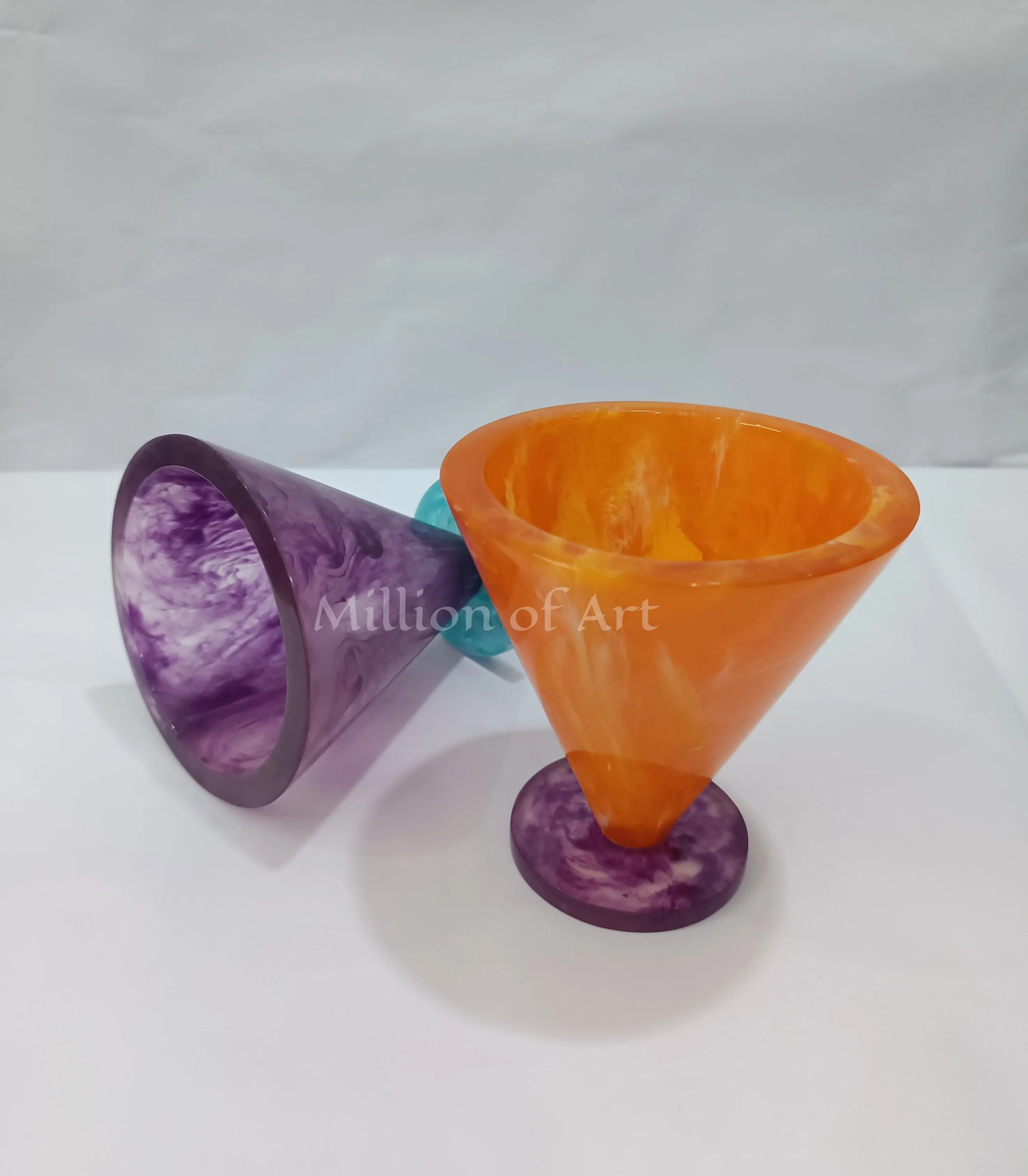 Newly Design Resin Flower Vase with Handmade Manufacturer Flower Vase Pot Hot Tableware Decorate With New Color And Design