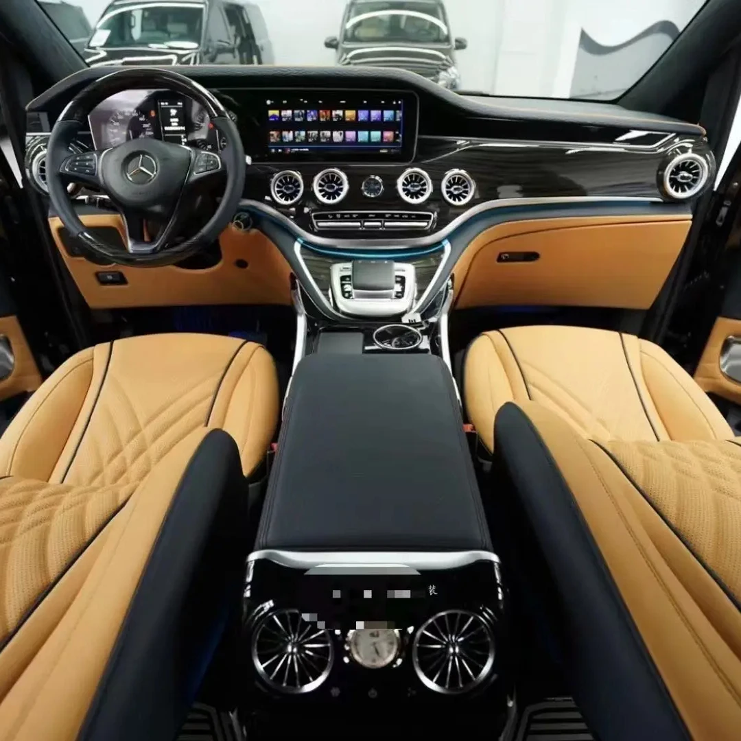 Новая многофункциональная коробка центрального подлокотника Benz поддерживает функцию охлаждения и беспроводной зарядки