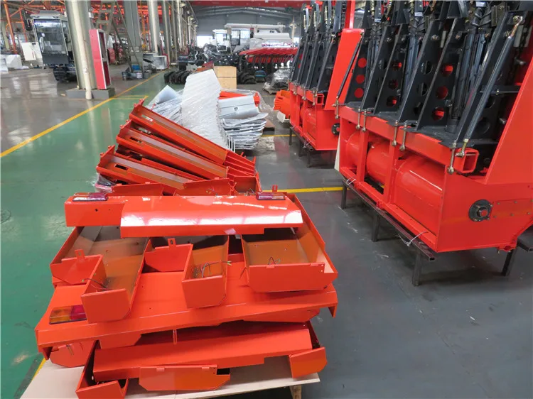 Original manufacturer for 3 row corn harvester and maize harvester and maize combine harvester