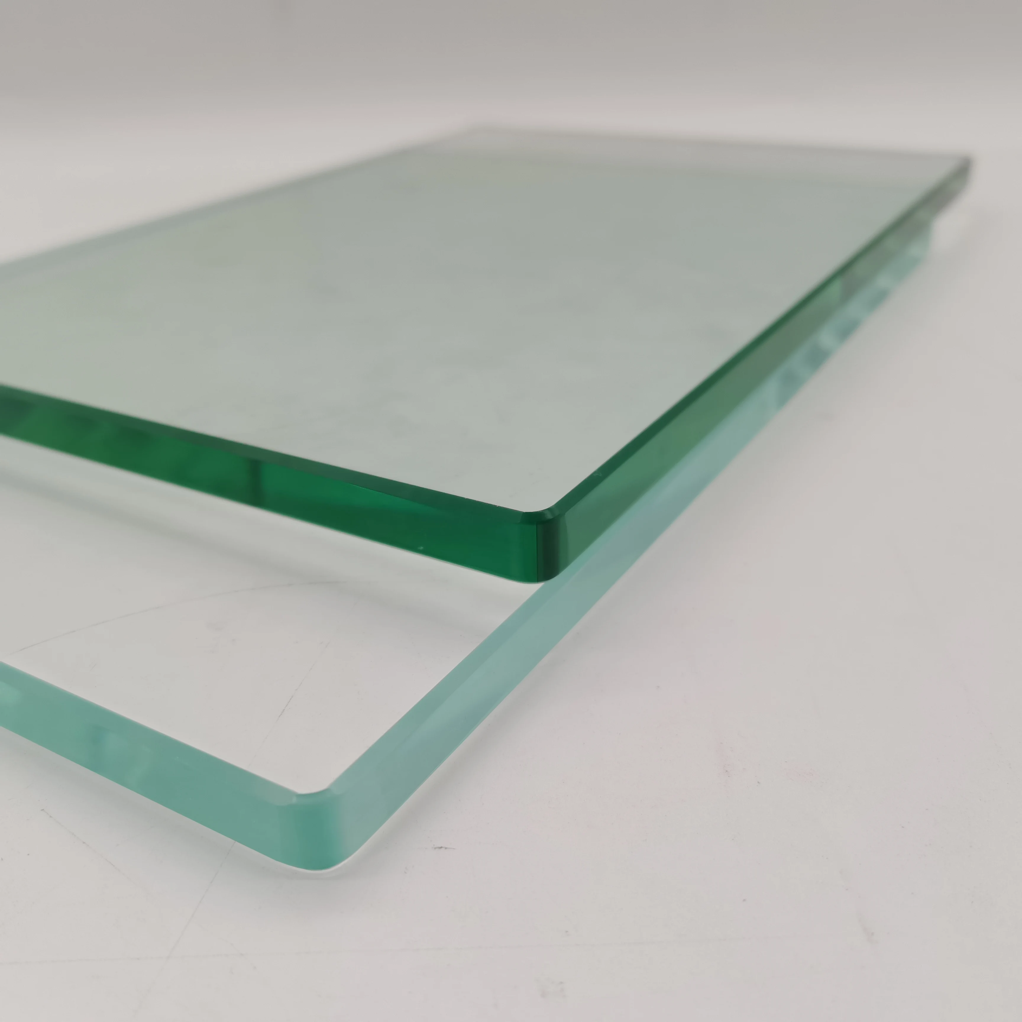 Factory price High quality Hot sale 6mm 10mm 12mm Ultra white laminated Tempered glass for decoration commercial building Door