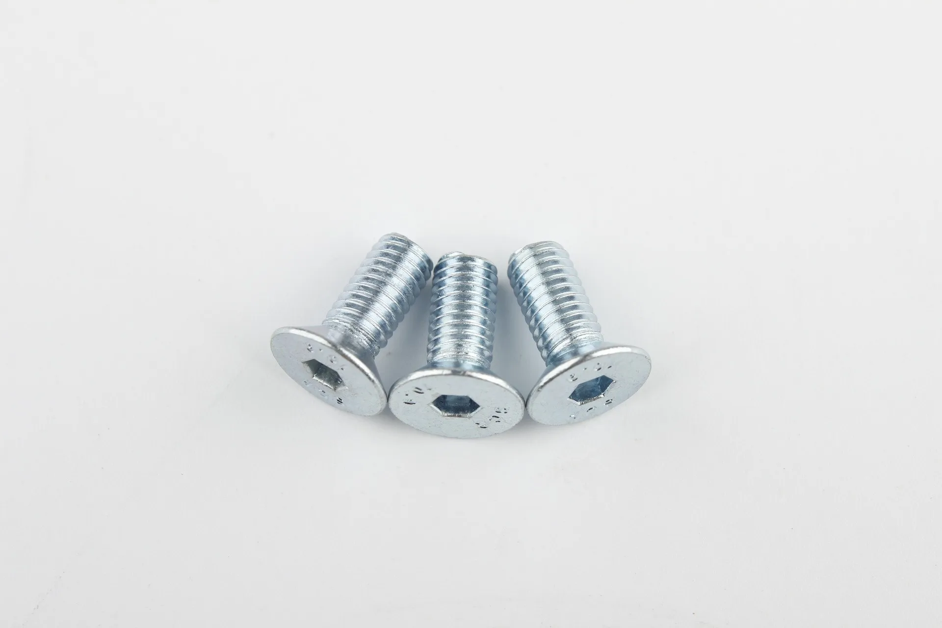 Grade 10.9 Galvanized Steel Countersunk Flat Head Hexagon Socket Screw DIN7991 Flat Cup Bolt M3 M4 M5 M6 M8 M10 M12