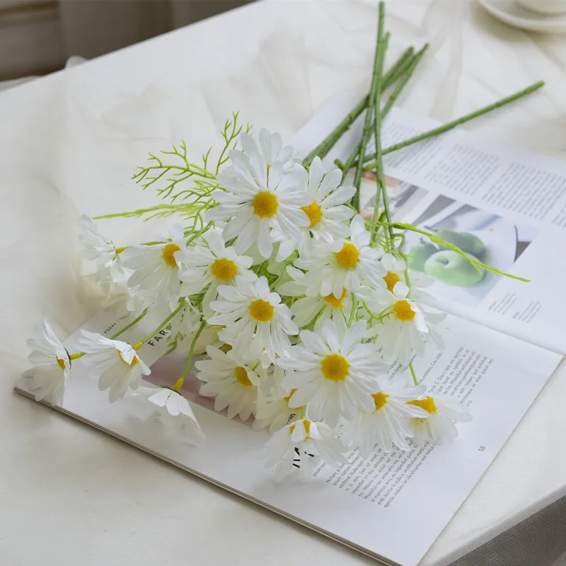kangxin 5 small Daisy simulation chamomile Dutch chrysanthemum plastic flower silk home decoration manufactur