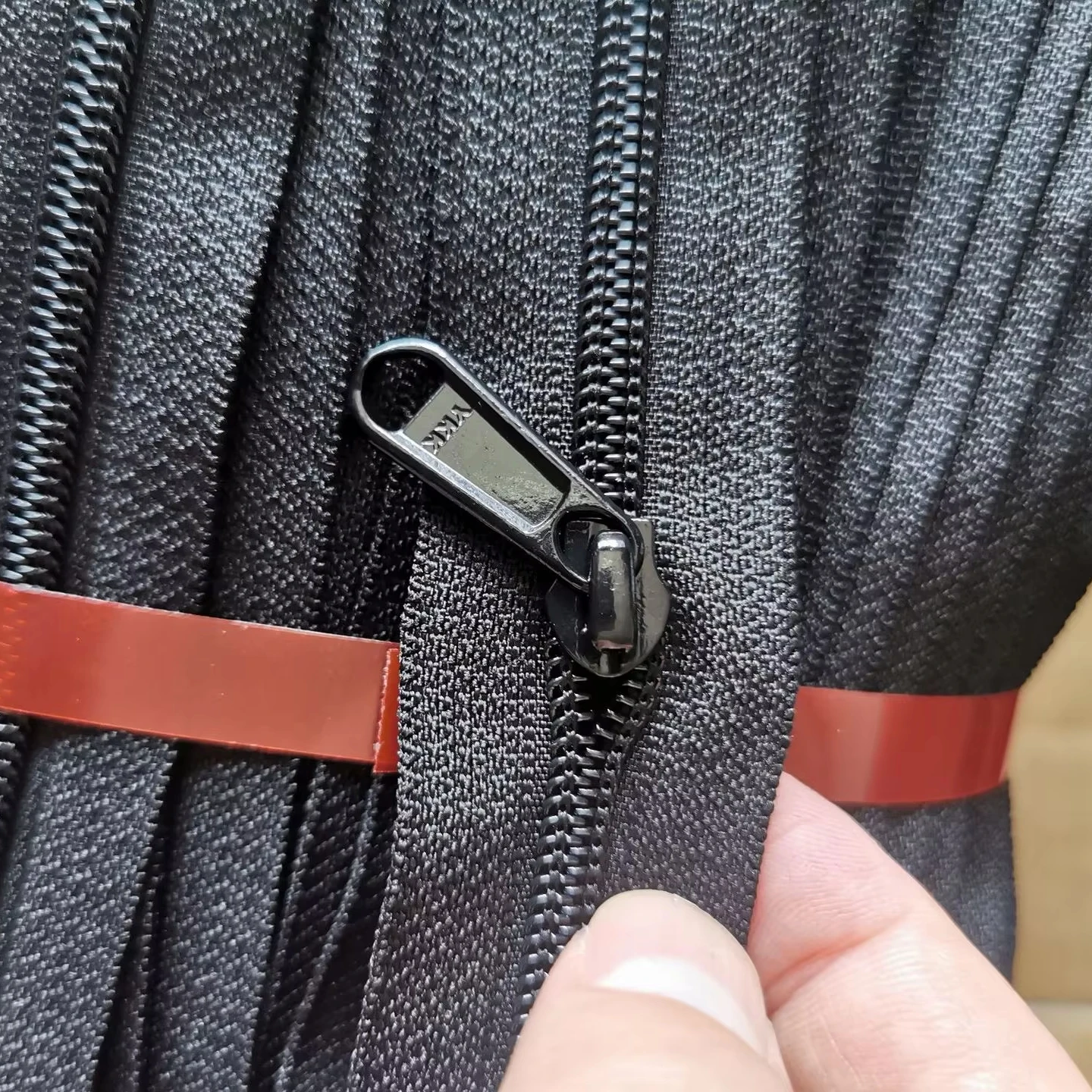 Молния с кодом YKK для одежды
